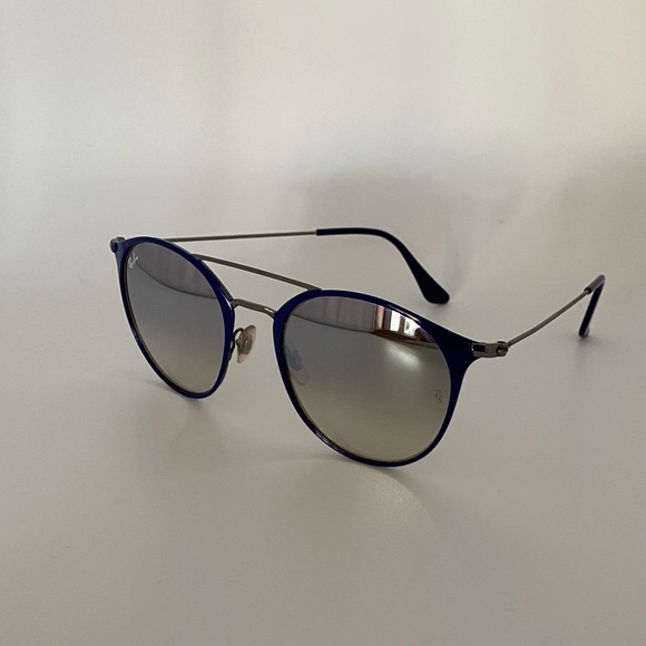 Ray-Ban Blue and Silver Round Mirror Sunglasses main image 4